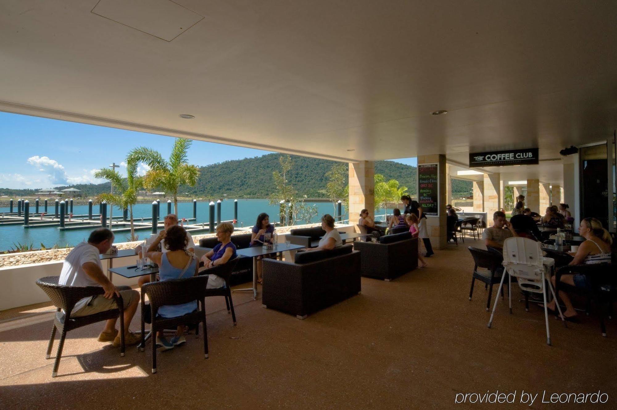 The Boathouse Apartments Airlie Beach Restaurant photo